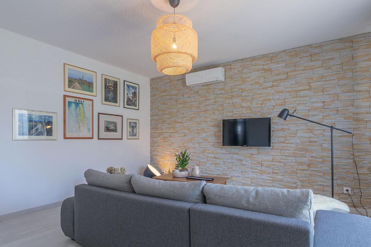 Premium 100M2 Sea View Apartment Ližnjan Exteriör bild